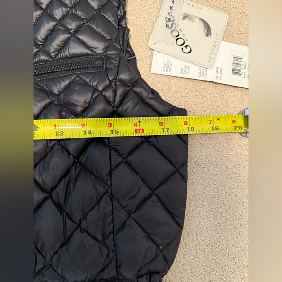 BERNARDO Goose Down Vest Black Small Women's NWT - Picture 3 of 5